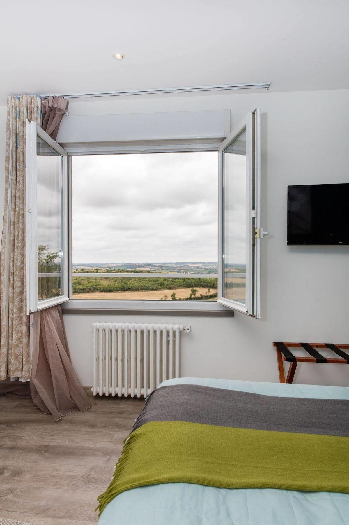 Auberge Du Poids Public Logis Hotel Saint-Félix-Lauragais Dış mekan fotoğraf