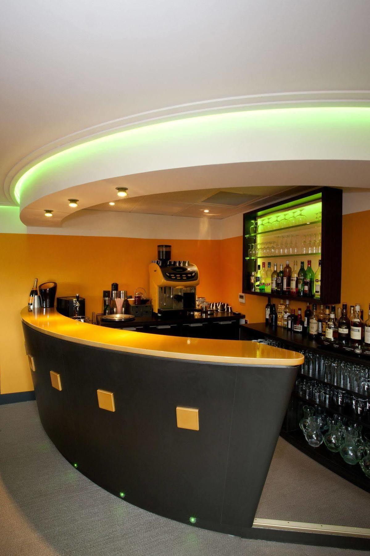 Auberge Du Poids Public Logis Hotel Saint-Félix-Lauragais Dış mekan fotoğraf