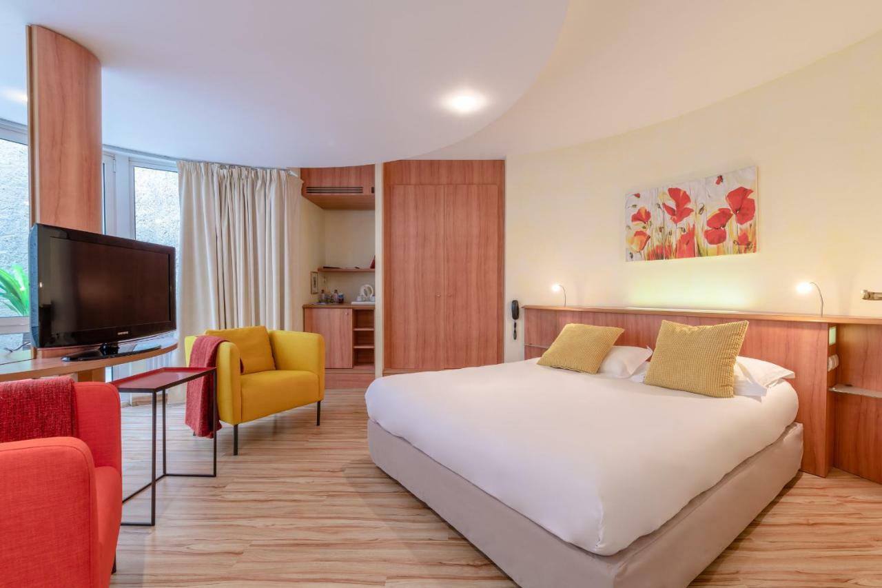 Auberge Du Poids Public Logis Hotel Saint-Félix-Lauragais Dış mekan fotoğraf